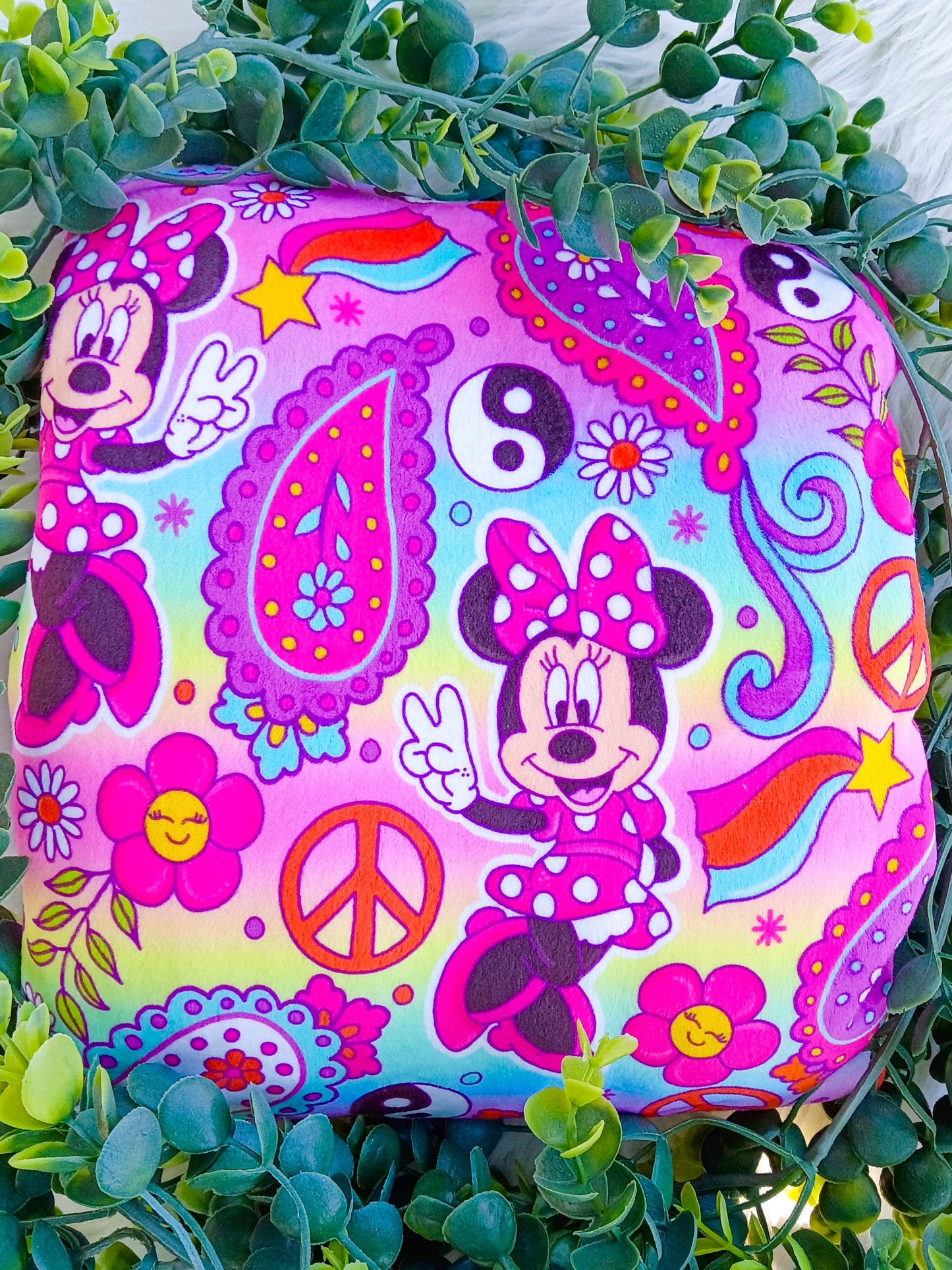 Velvety Groovy Paisley Mouse (Put Style + Size in Notes at Checkout)