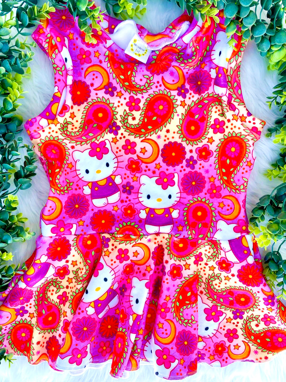 Velvety Paisley Kitty (Select Style)